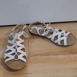 Naturalizer women's size 7.5 white sandals